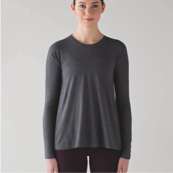 lululemon athletica Tops - Lululemon Gray‎ Acadia Long Sleeve Size 6